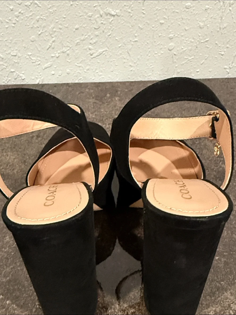 Coach Isabella Suede Black Platform Pump Heels Size 8.5
